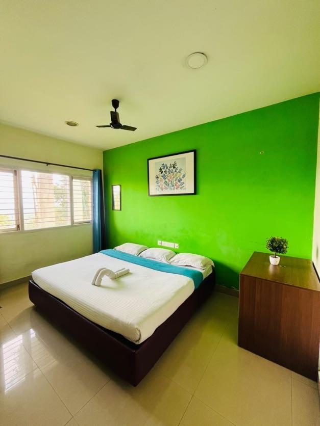 Nilgiris Inn Kotagiri Luaran gambar