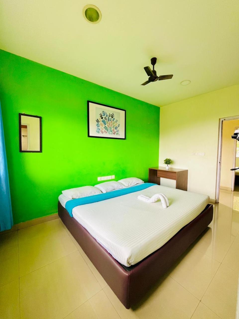Nilgiris Inn Kotagiri Luaran gambar